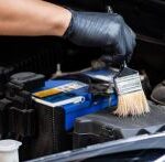 Cómo limpiar el vano motor de tu coche como un profesional